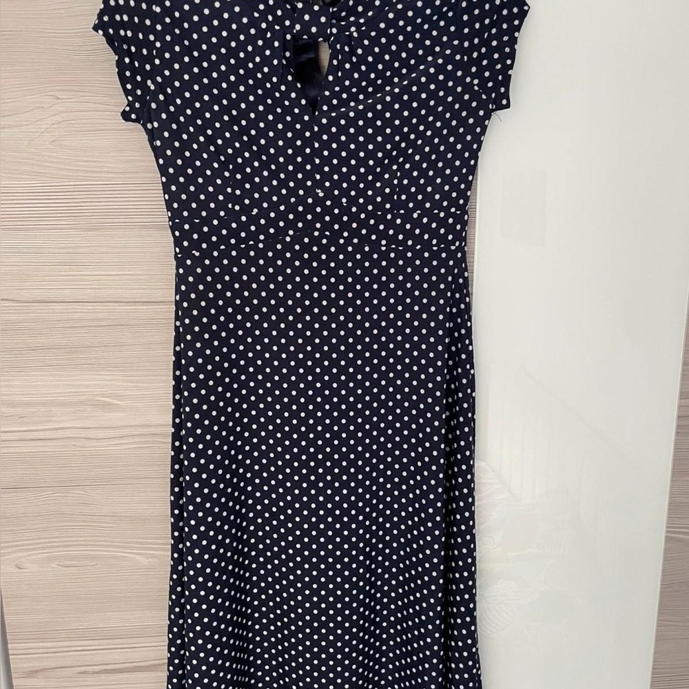 Lindy Bop Blue and White Flutter Sleeve Midi Dress